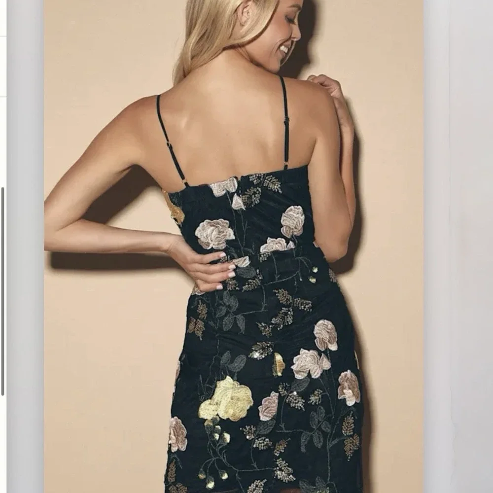 NWT Lulus Rue Colorful Floral Embroidered Sequin Bodycon Mini‎ Dress LARGE - Picture 3 of 11
